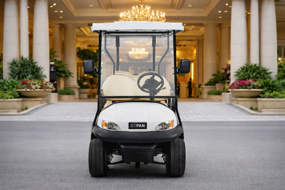 การเช่ารถกอล์ฟ 6 ที่นั่งช่วยให้รีสอร์ต